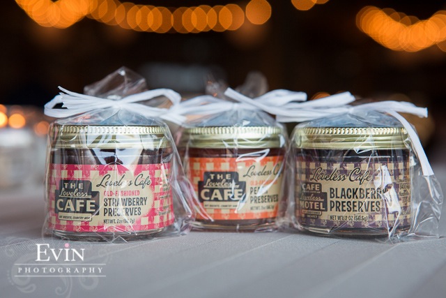 loveless cafe barn wedding nashville, Scarritt Bennett, evin photography, dulce desserts, brocade design art, firefly events